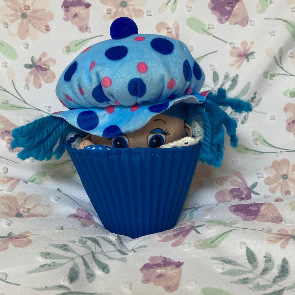 Jay At Play Little Miss Muffin Surprise Blueberry 9" Doll Plushie - Picture 3 of 3